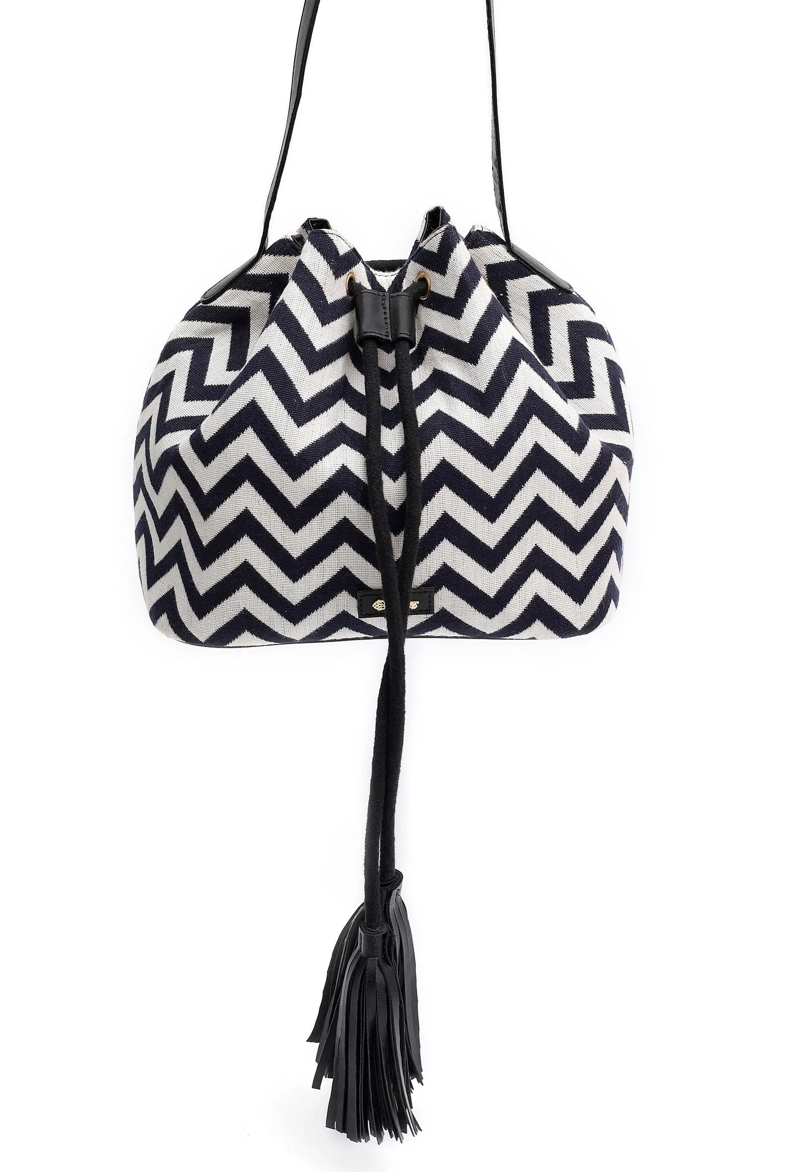 Black and White Zig Zag Jacquard Bucket Bag