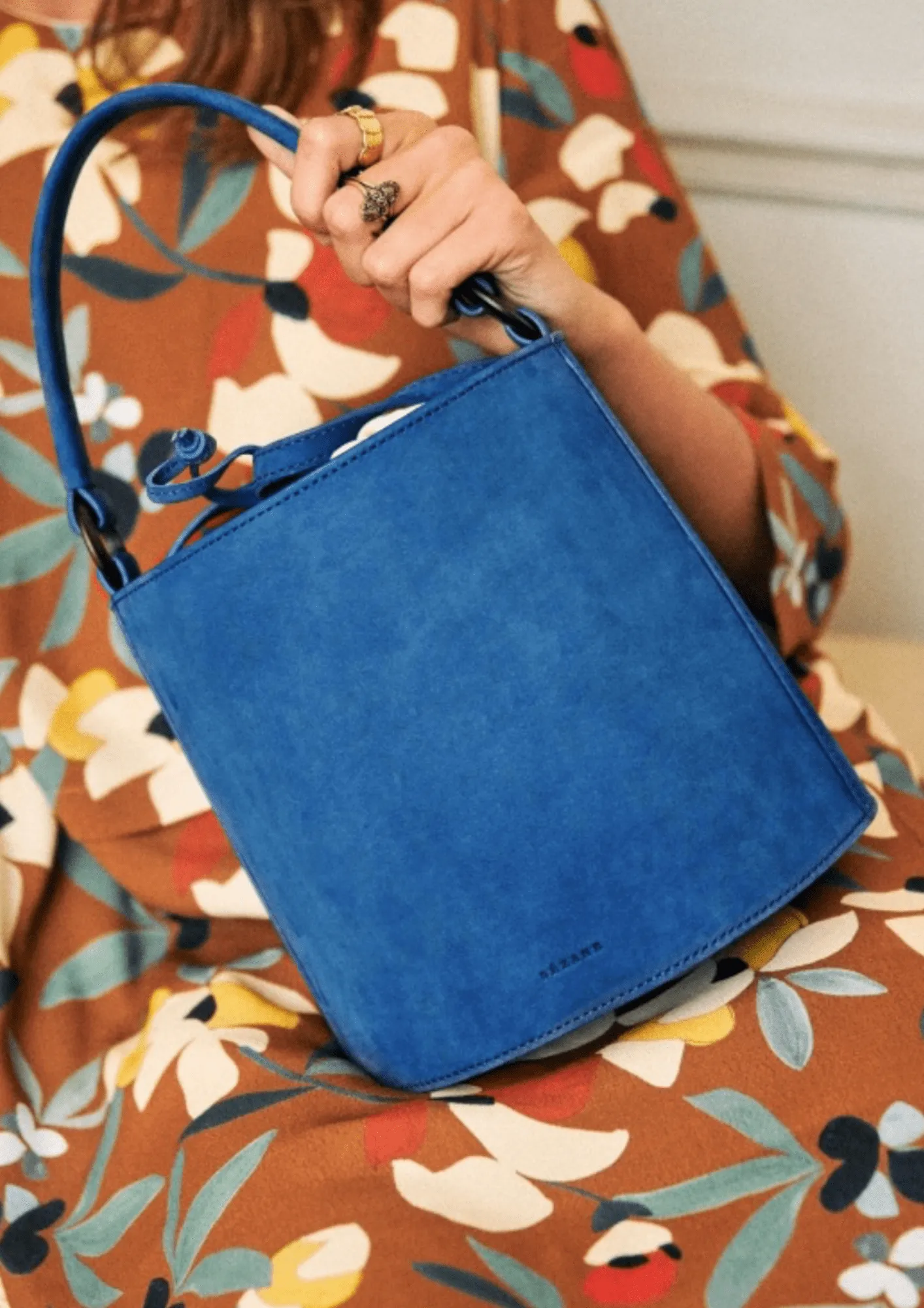 BLUE BUCKET BAG