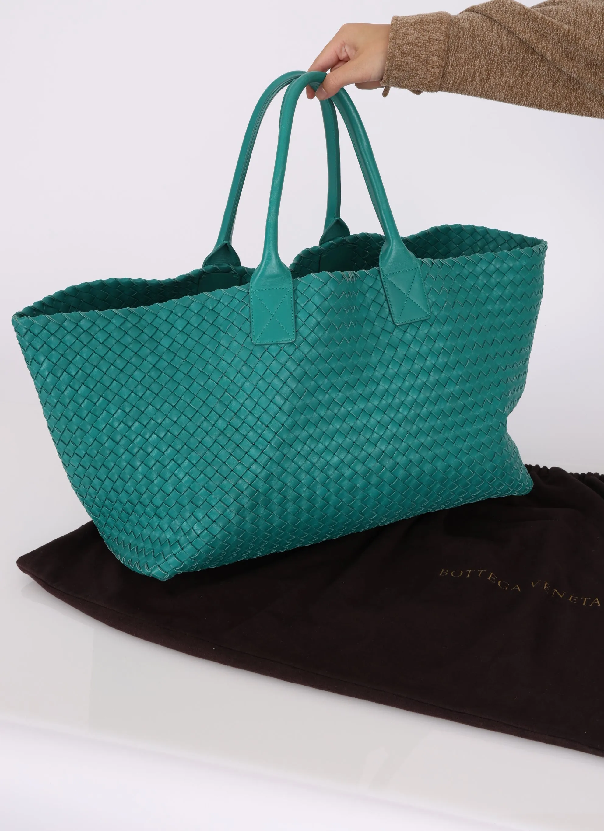 Bottega Veneta Intrecciato Cabat Large Tote