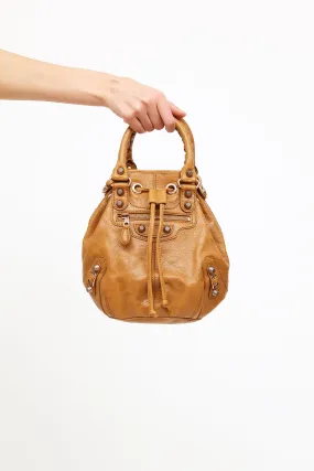 Brown Giant 21 Pompon Bucket Bag