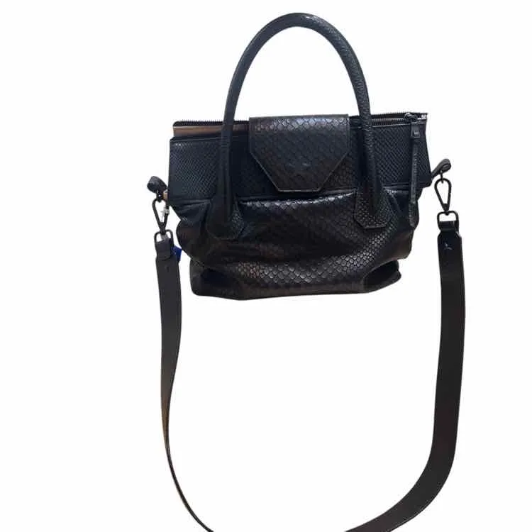 Etoile Tote Black Handbag