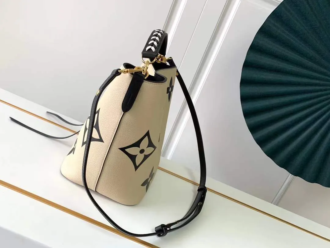 LV LV Crafty Neonoe MM Bucket Bag Creme For Women, Women’s Handbags, Shoulder Bags 10.2in/26cm LV M56889