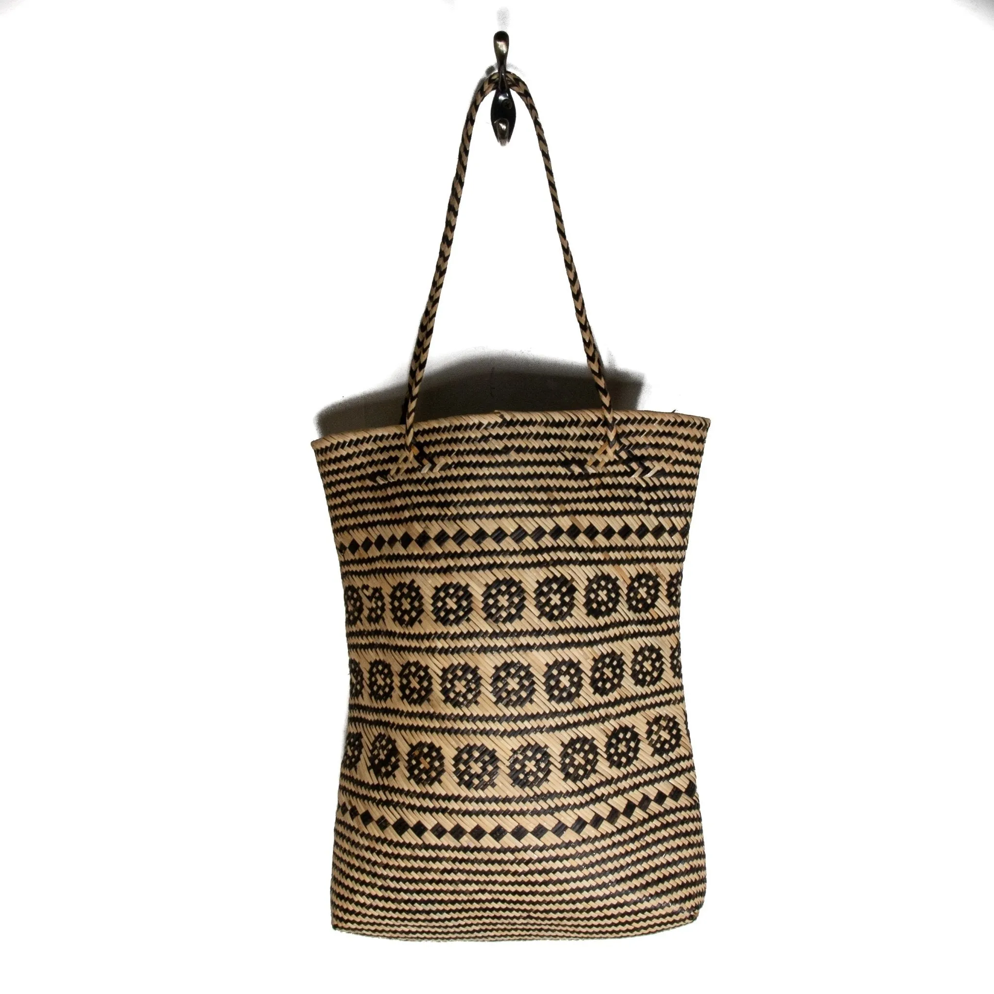 Wheel Pattern Rattan Tote